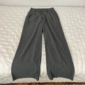 Hollister Livvy wide leg pants - short length